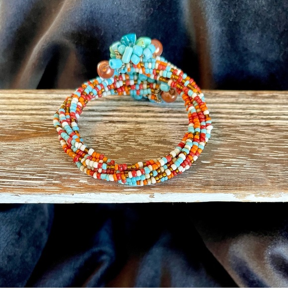 Beautiful beaded bracelet - Picture 4 of 6